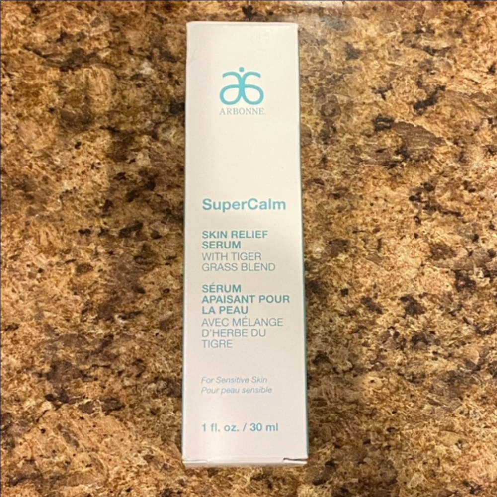 🚩SOLD🚩Arbonne SuperCalm Sensitive Skin Relief Serum with Tiger Grass - NEW - Picture 2 of 2